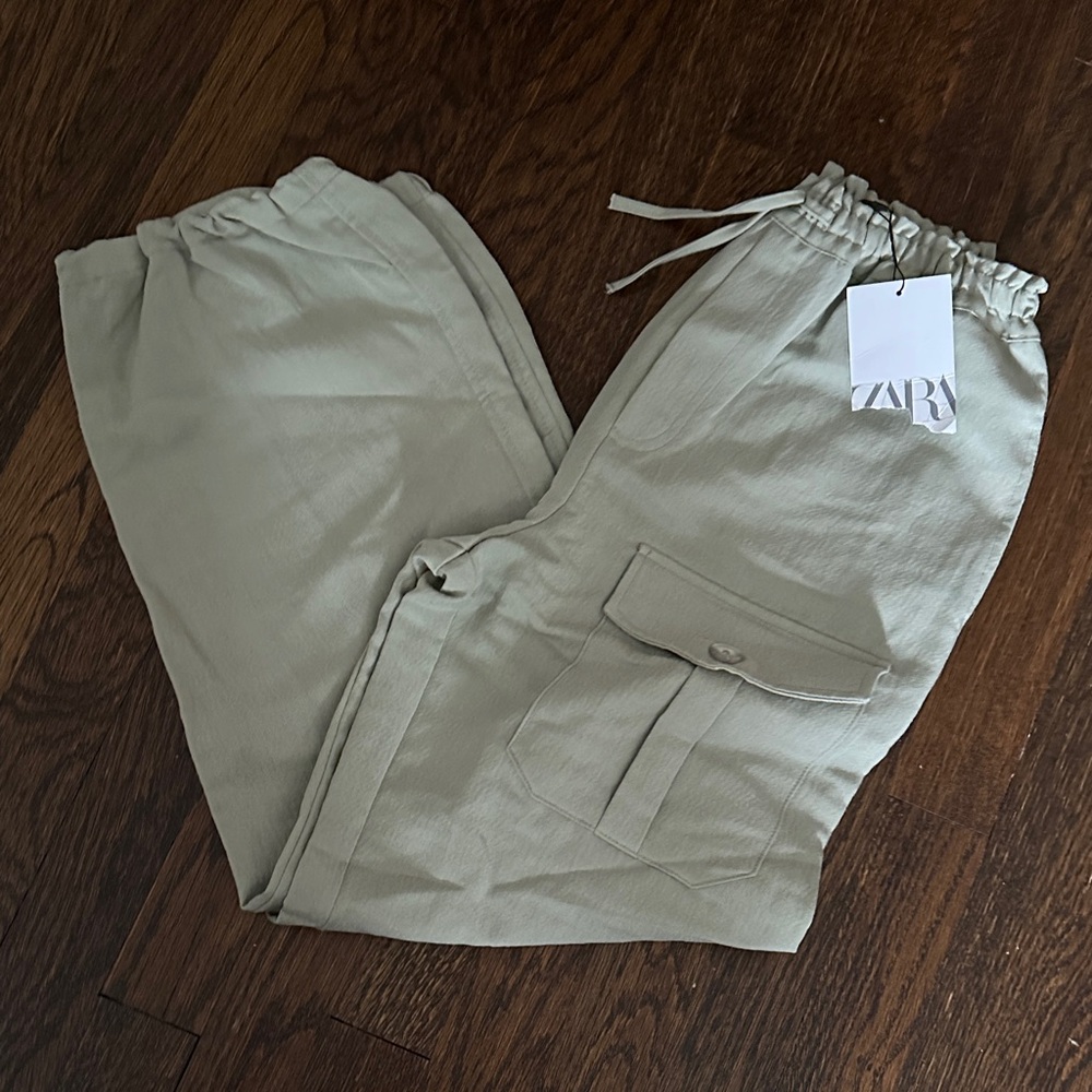 Zara Men's Beige Cargo Pants